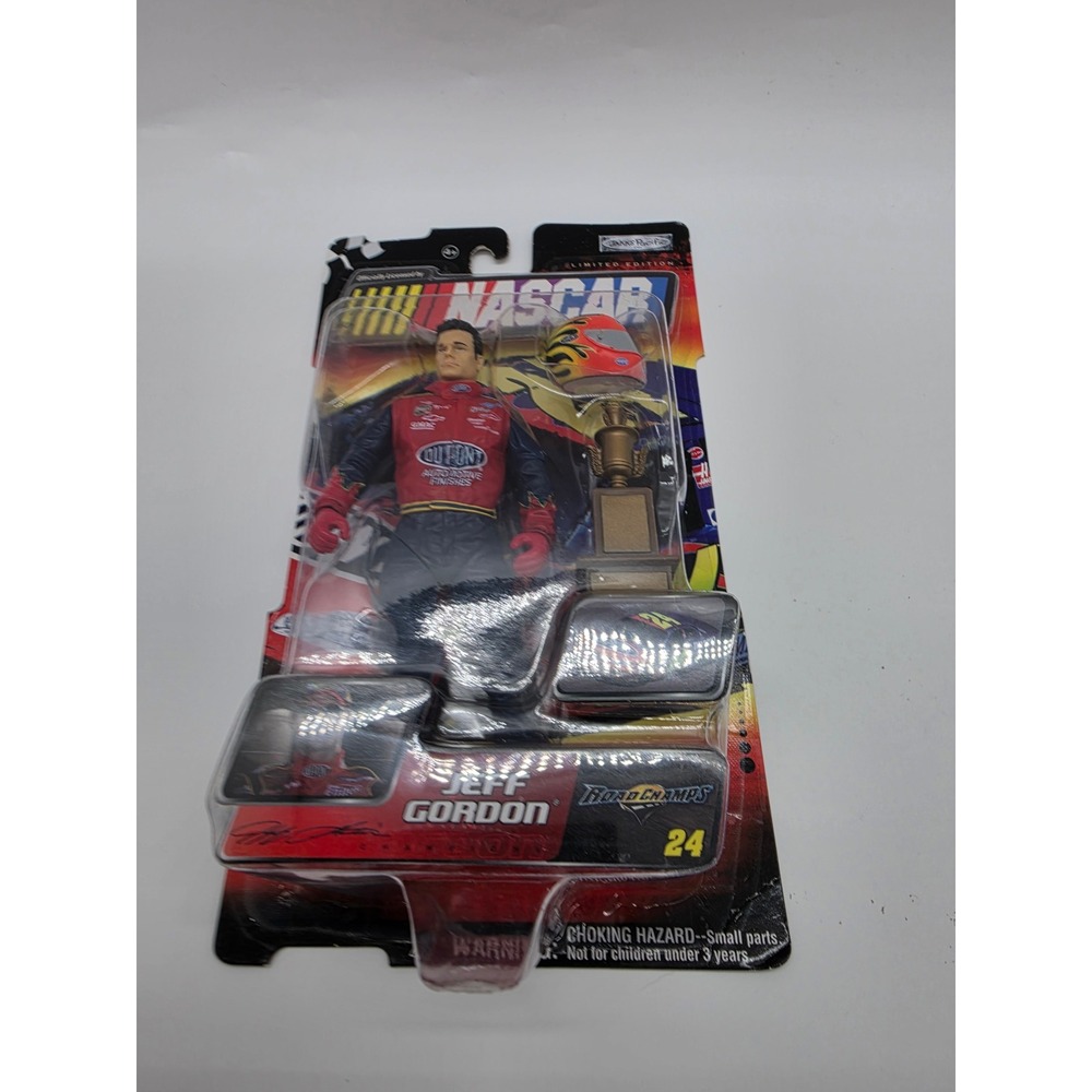 Jakks Pacific NASCAR Jeff Gordon Road Champs Action Figure 24171 DuPont 2003 NEW - Picture 11 of 12